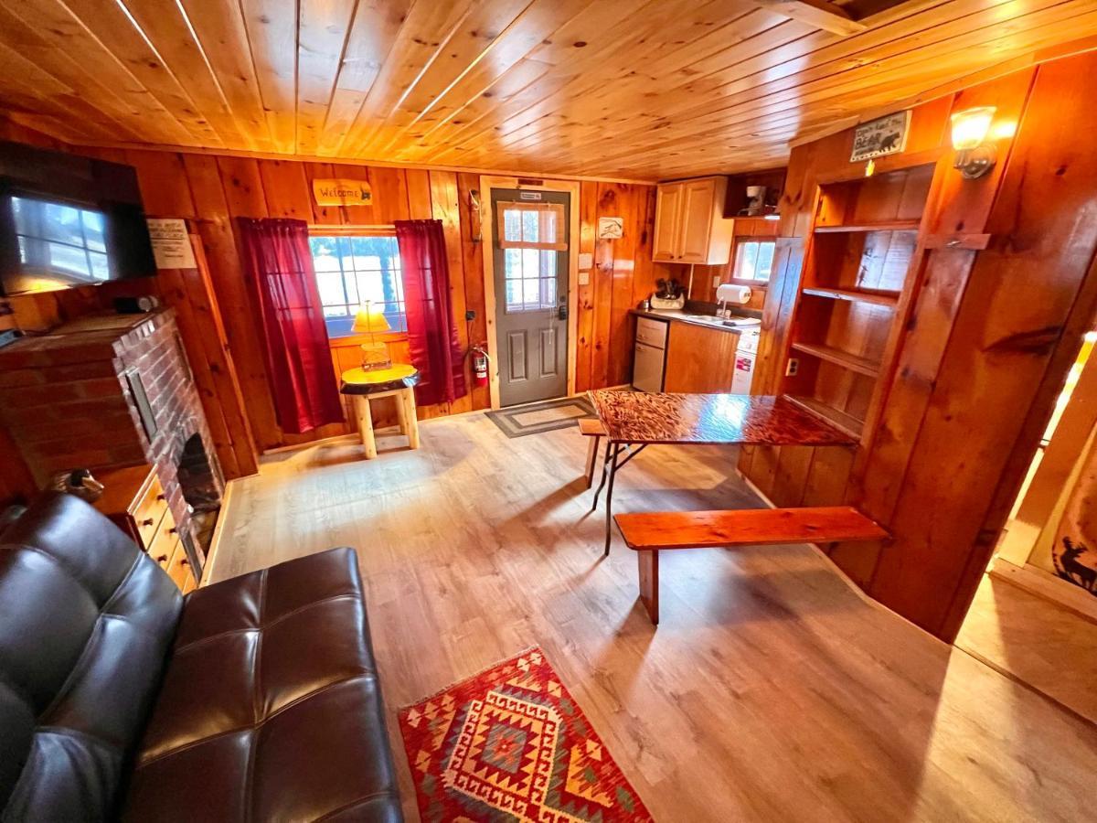 Hotel Adirondack Lake Cabins Indian Lake Exterior foto