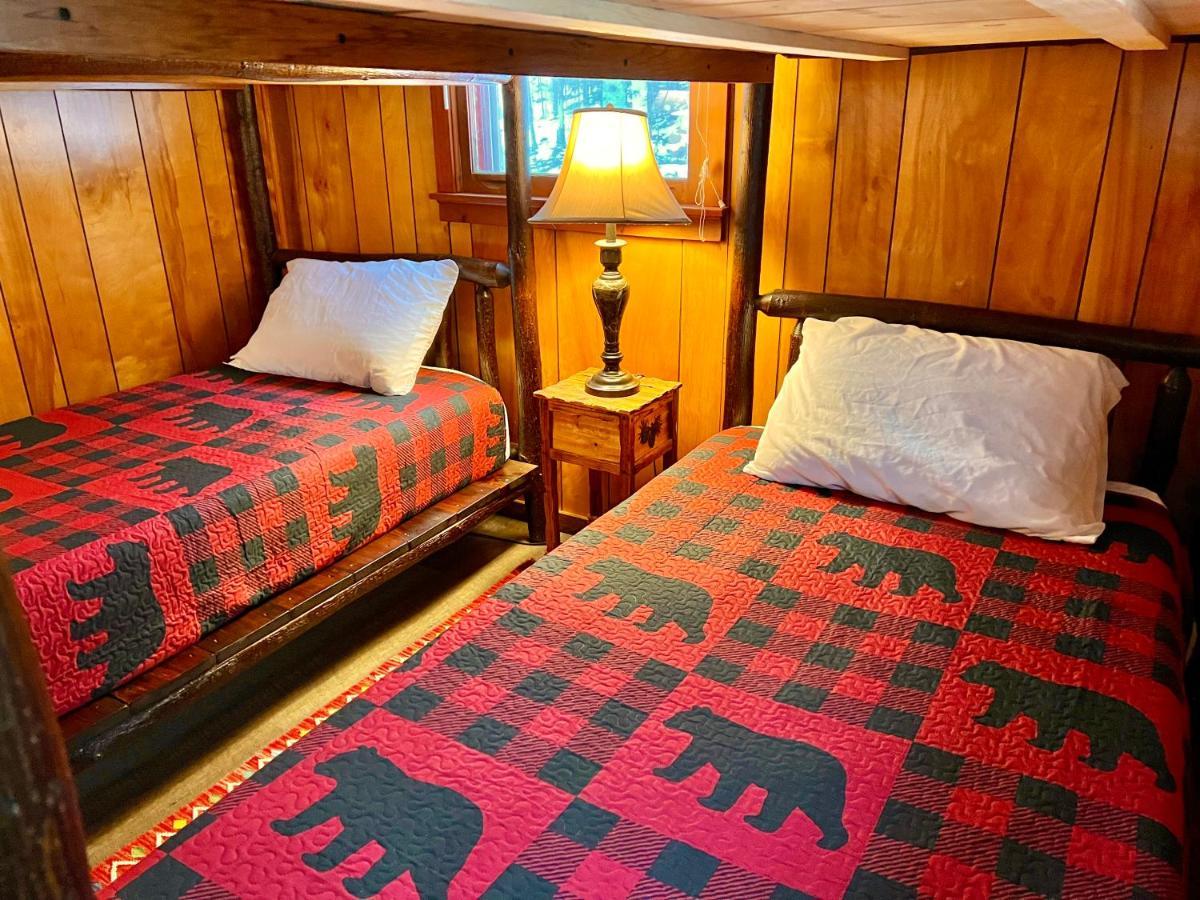 Hotel Adirondack Lake Cabins Indian Lake Exterior foto